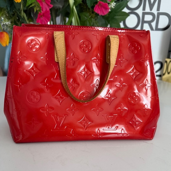 LOUIS VUITTON Monogram Vernis Reade PM Hand Bag Red - Picture 1 of 13